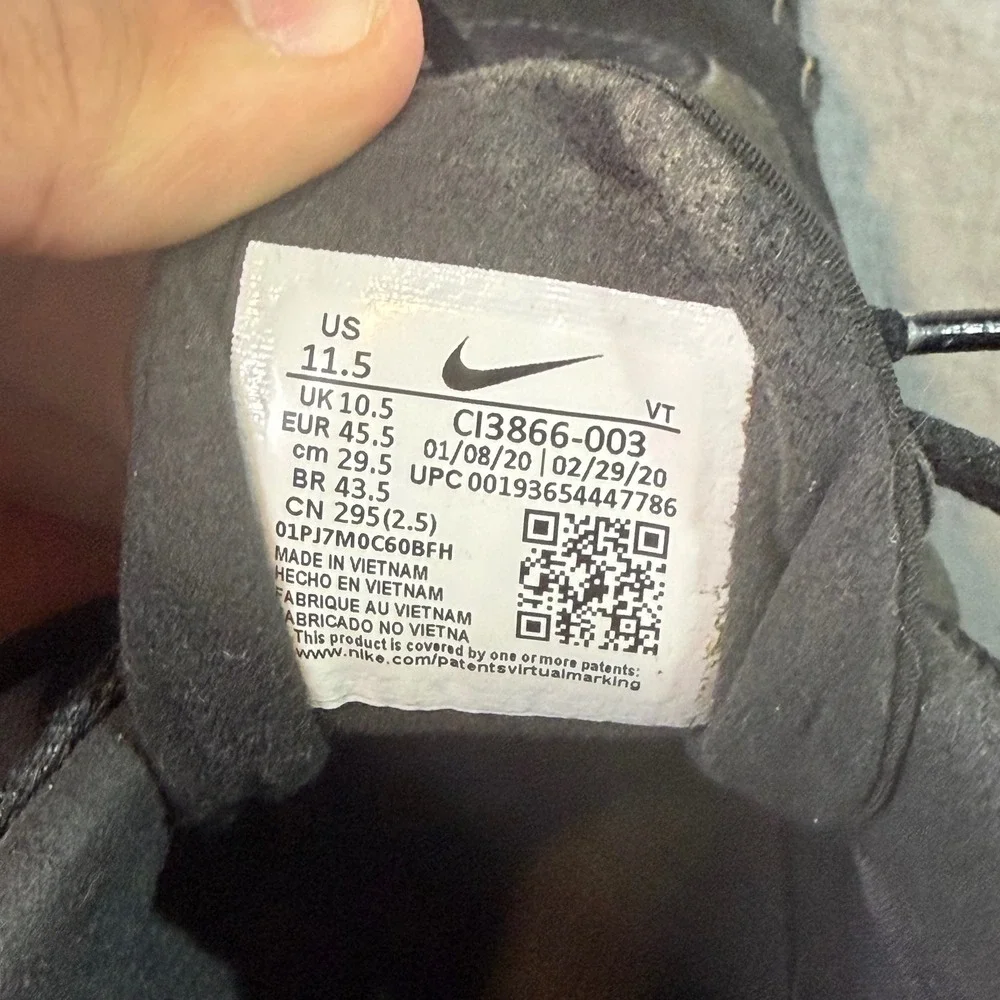 Nike Air Max 270 React Mens 11.5‎ Black Good CI3866-003 Triple Black Sneakers